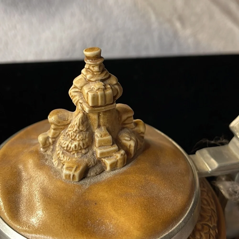 Avon Vintage -1996- “A Christmas Carol Stein” handcrafted in Brazil #52698